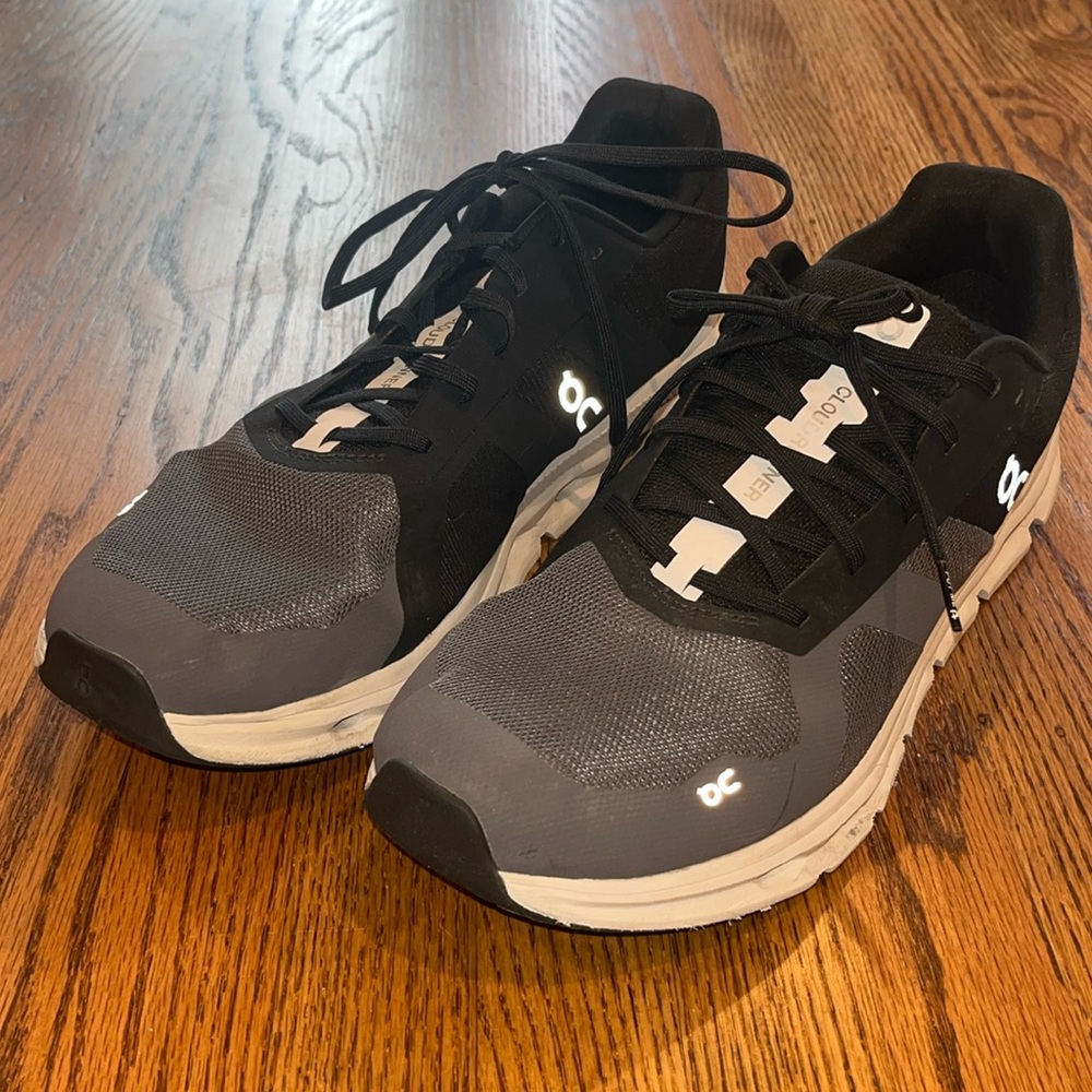 On Running Men's Black and Gray Shoes